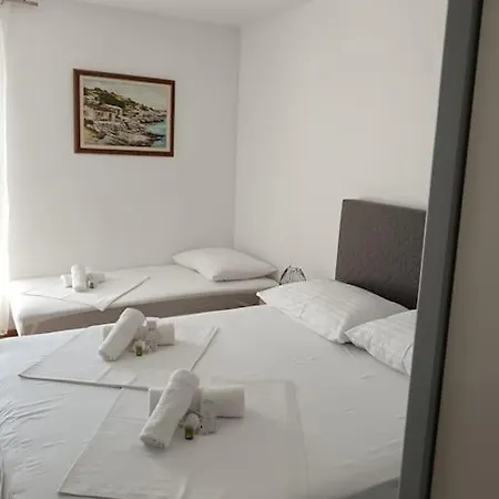 Faith Apartment *